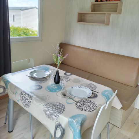 Mobilheim 4 Personen - Comfort TV - 1 Schlafzimmer + halbüberdachte Terrasse -.