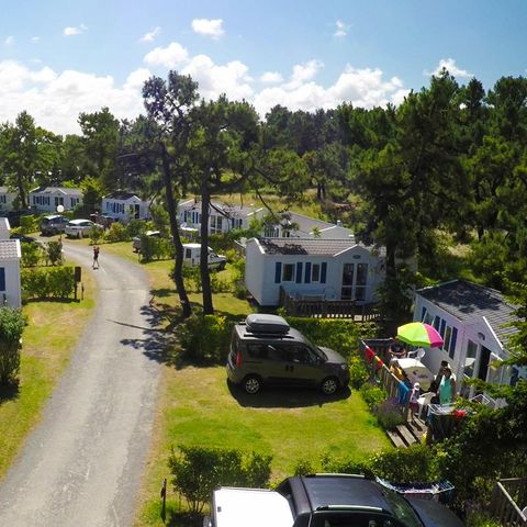 Mobilheim 6 personen - MOBIL HOME CONFORT DIM Gaskochplatte Kühlschrank Geschirr televison