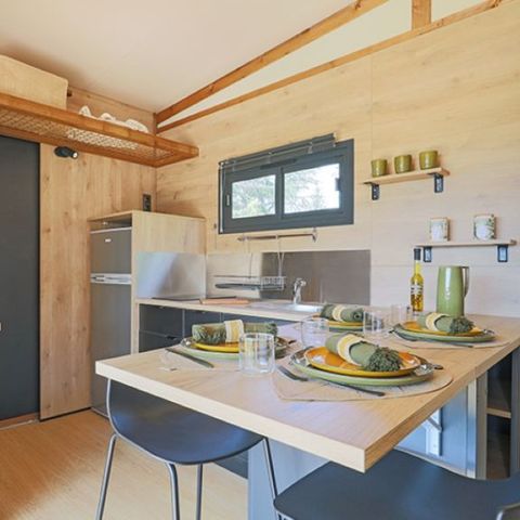 Wohnwagen 4 Personen - Paradise KARAVAN - Naturseite