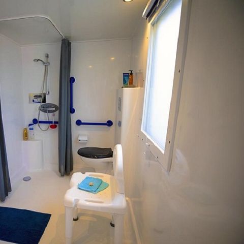 Mobilheim 4 Personen - Mobilheim Espace Sérénité PMR - Jacuzzi