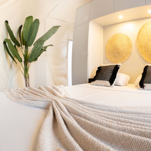 AUßERGEWÖHNLICHE UNTERKUNFT 4 Personen - DOMO - 40m²- 2 Schlafzimmer
