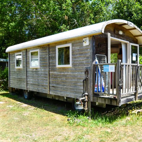 AUßERGEWÖHNLICHE UNTERKUNFT 4 Personen - Wohnwagen 2 Kleeblätter 2 Zimmer