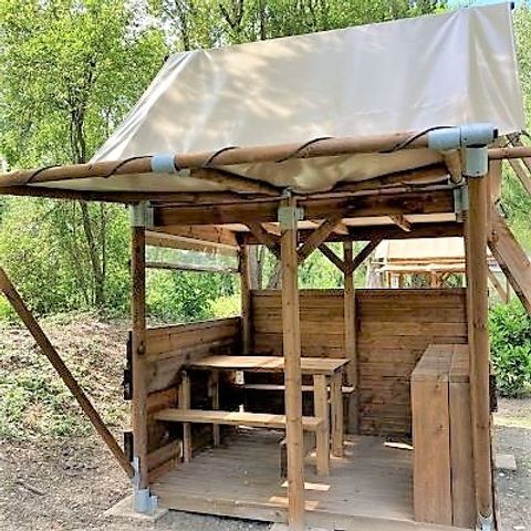 AUßERGEWÖHNLICHE UNTERKUNFT 2 Personen - Biwak OHNE Bettwäsche.