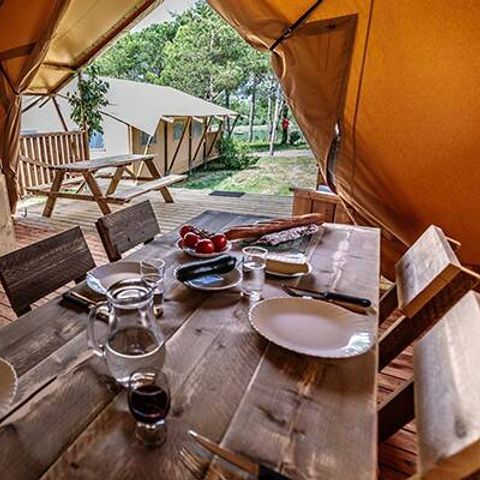 Zelt 6 Personen - Zelt Safari Lodge | 3 Schlafz. | 6 Pers. | Erhöhte Terrasse | 1 Bad | Klimaanlage