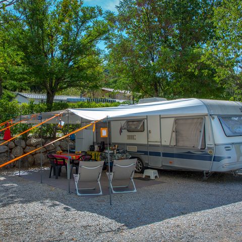 Stellplatz - Pauschale für Zelt, Wohnwagen oder Wohnmobil + Fahrzeug + Strom 10 Amp.