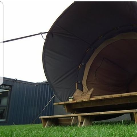 Zelt 2 Personen - DK'BANES (DK1) ohne Wasser, ohne sanitäre Einrichtungen