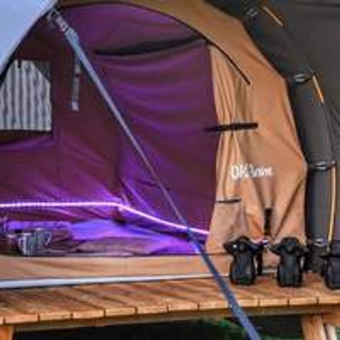 Zelt 2 Personen - DK'BANES (DK2) ohne Wasser, ohne sanitäre Einrichtungen