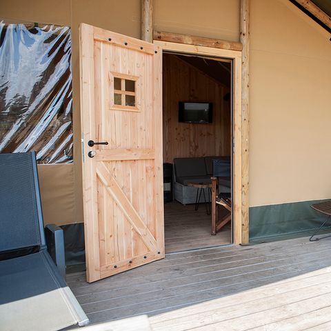 Safarizelt 6 Personen - Luxus am Wasser