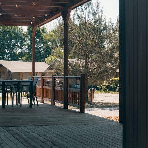 LODGE 8 Personen - Winzige Wanderung