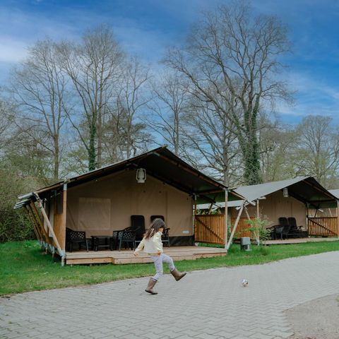 Safarizelt 6 Personen - einschließlich sanitärer Einrichtungen