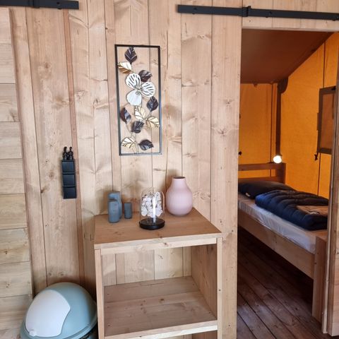 Safarizelt 4 Personen - Luxus mit sanitären Einrichtungen (MIVA)