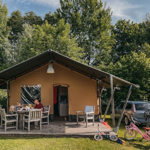 SafariZelt 4 Personen - einschließlich sanitärer Einrichtungen