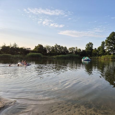 Safarizelt 6 personen - inkl. Sanitäranlagen am See