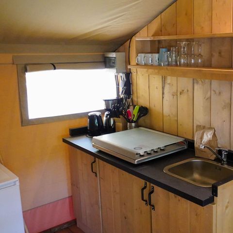 Safarizelt 5 personen - inkl. Sanitäranlagen am See