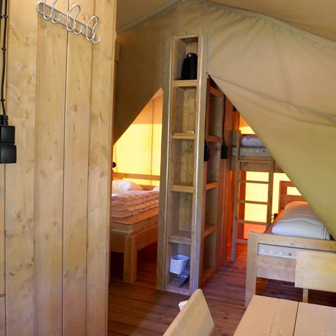 Safarizelt 5 Personen - inkl. Sanitäranlagen am See