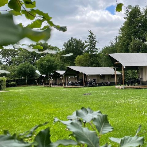 Safarizelt 4 Personen - einschließlich sanitärer Einrichtungen