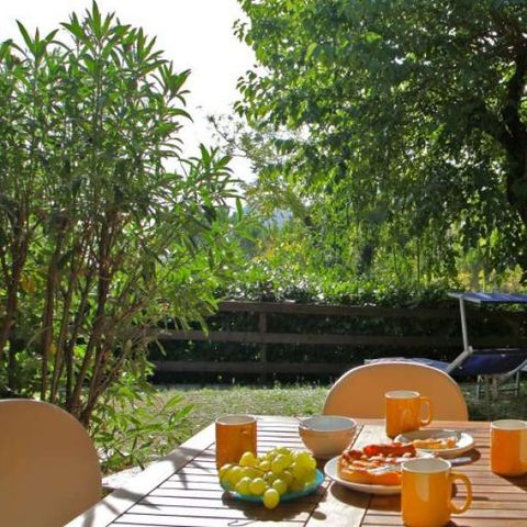 Wohnung 6 personen - MIMOSA (mit einem kleinen Garten)