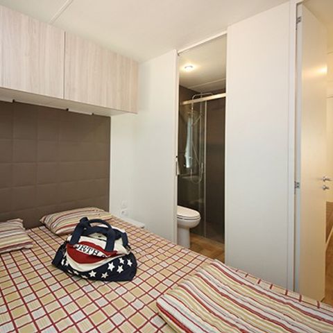 Mobilheim 4 personen - Mobilheim | Comfort XL | 2 Zi. | 4 Pers. | Erhöhte Terrasse | Klim.