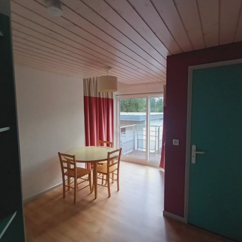 LANDHAUS 6 Personen - 3 Stück
