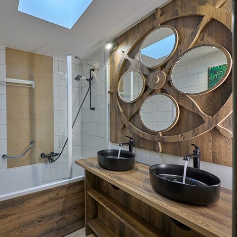 AUßERGEWÖHNLICHE UNTERKUNFT 4 Personen - Into the Wild CH2741