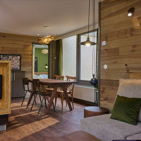 AUßERGEWÖHNLICHE UNTERKUNFT 6 Personen - Into the Wild CH2742