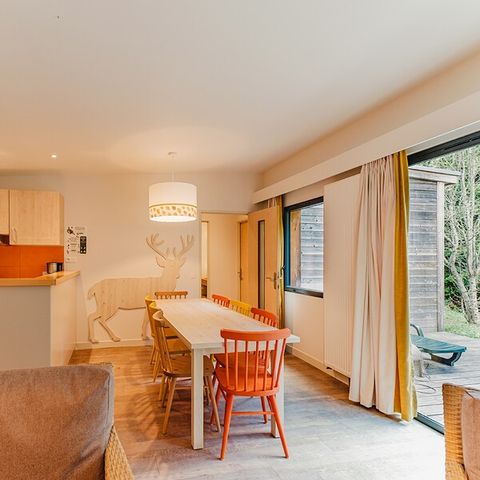 Bungalow 8 Personen - Komfort TF951 Erneuert