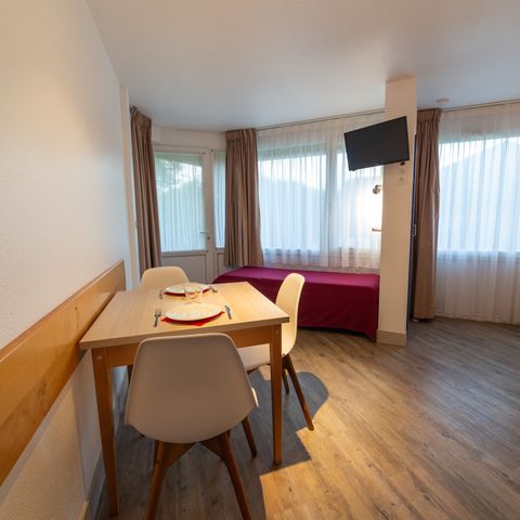 LANDHAUS 2 Personen - 1 Zimmer - Empfang Babybett unmöglich 2 pers