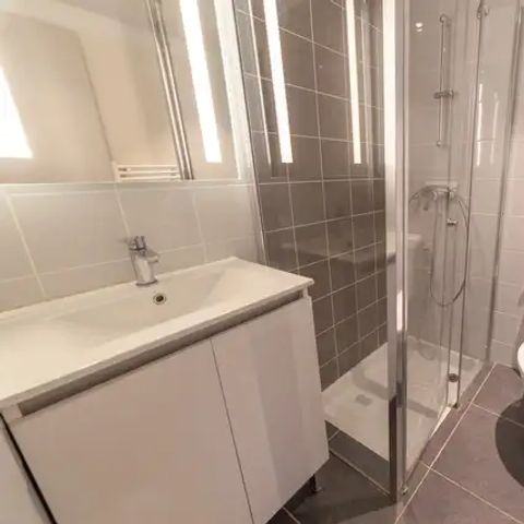 LANDHAUS 5 Personen - 3 Münzen