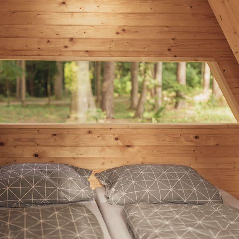 AUßERGEWÖHNLICHE UNTERKUNFT 3 Personen - Glamping Hut Forest Bed