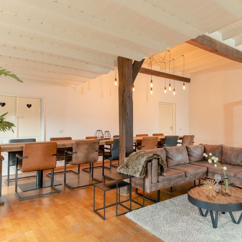 FERIENHAUS 14 Personen - Luxus mit Sauna und Whirlpool