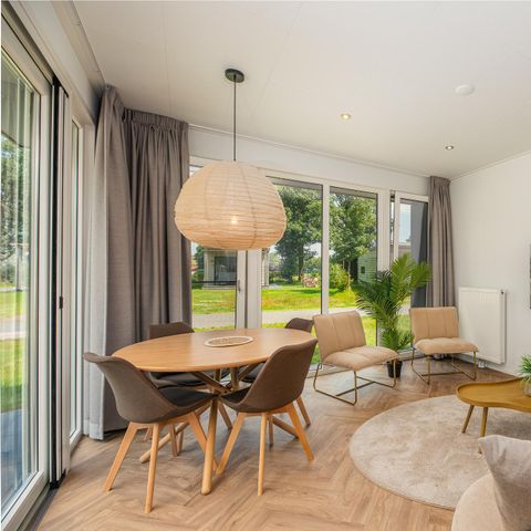 LODGE 4 Personen - Happy Oak | zwei eigene Bäder