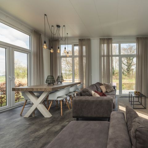 Bungalow 4 Personen - River Cabin mit Whirlpool