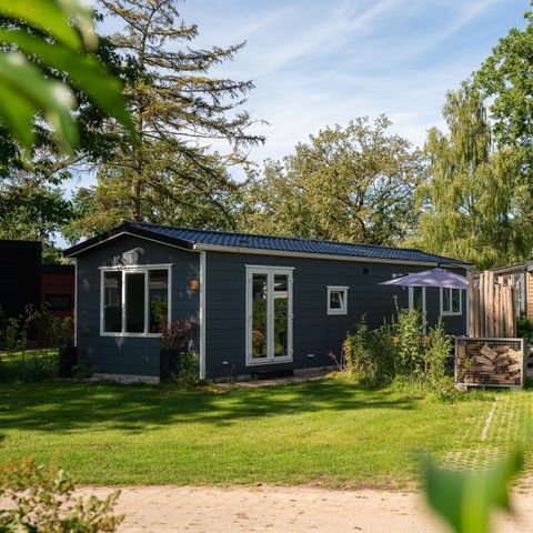 Bungalow 4 Personen - Einfacher Bungalow mit Whirlpool