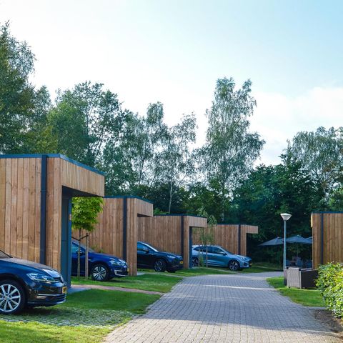 FERIENHAUS 28 Personen - 7x Happy Oak Lodge mit Whirlpool