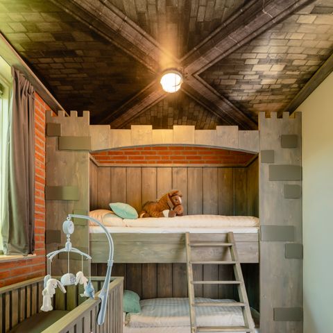 Bungalow 5 Personen - Baby- und Kinderbungalow 'Ritter und Prinzessinnen' mit Sauna und Sprudelbad für 5 Personen