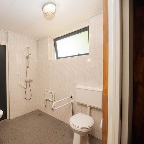 Bungalow 8 Personen - Angepasster Kinderbungalow 'Farm' mit heißem Sprudelbad