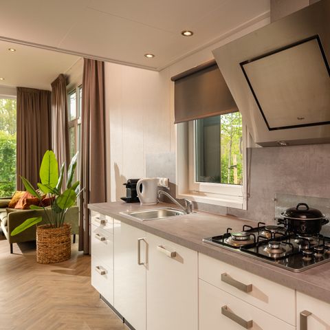 Bungalow 4 Personen - Wellness Boutique Baby mit Sprudelbad + Babyzimmer