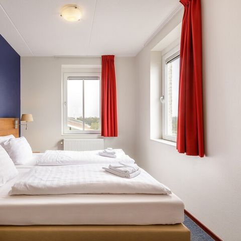 FERIENHAUS 12 Personen - VIP-Waterfront-Suite EH912
