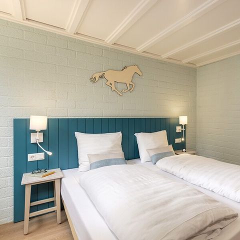 AUßERGEWÖHNLICHE UNTERKUNFT 4 Personen - Pony MD2442