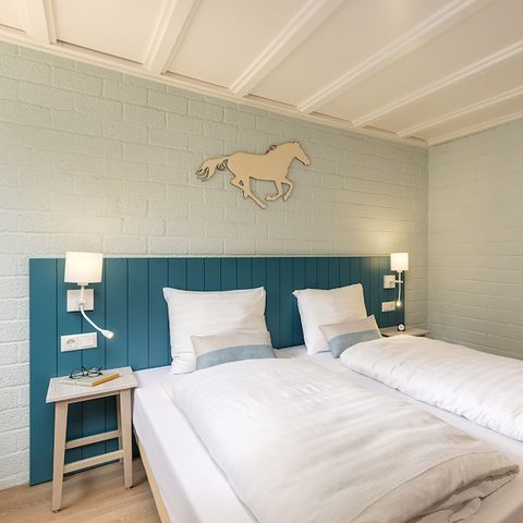 AUßERGEWÖHNLICHE UNTERKUNFT 5 Personen - Pony MD2443