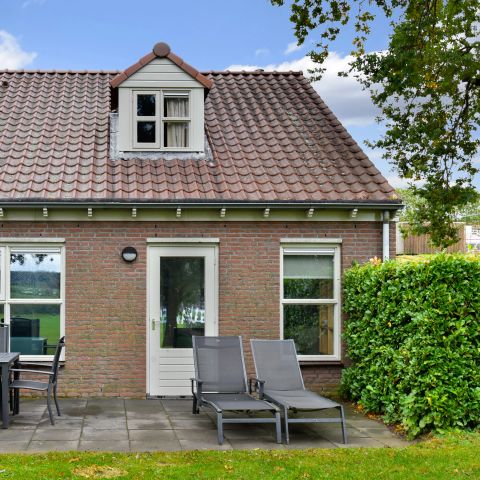Bungalow 8 Personen - 8L1