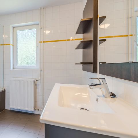 Bungalow 8 Personen - (max. 6 Erwachsene) 8C