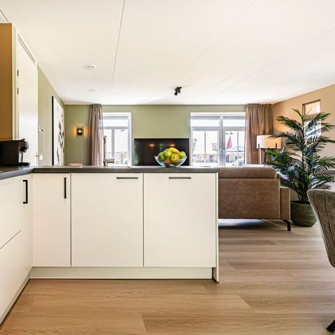 Bungalow 8 Personen - 8L