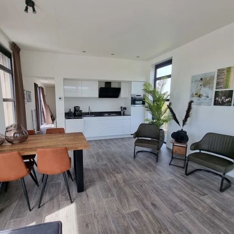 Bungalow 4 Personen - Würfel Maximum