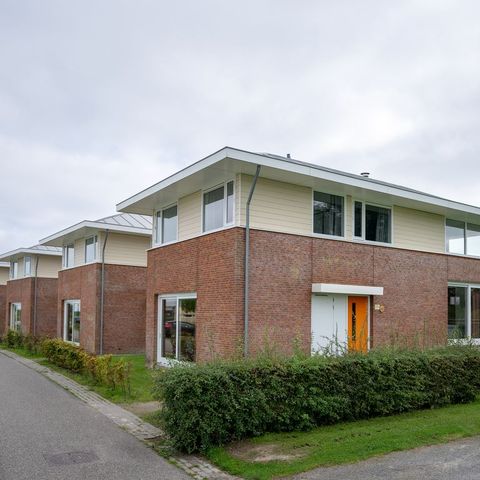 FERIENHAUS 8 Personen - 8-Personen-Unterkunft