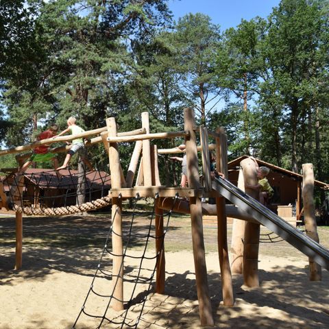 Zelt 6 Personen - Waldhaus