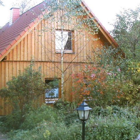 Bungalow 4 Personen - Freistehendes Ferienhaus mit Holzofen, im Bruchttal