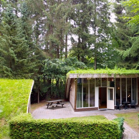 Bungalow 4 Personen - Grasdach