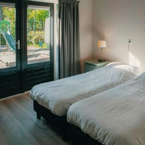 FERIENHAUS 24 Personen - 2Gruppen-Villa