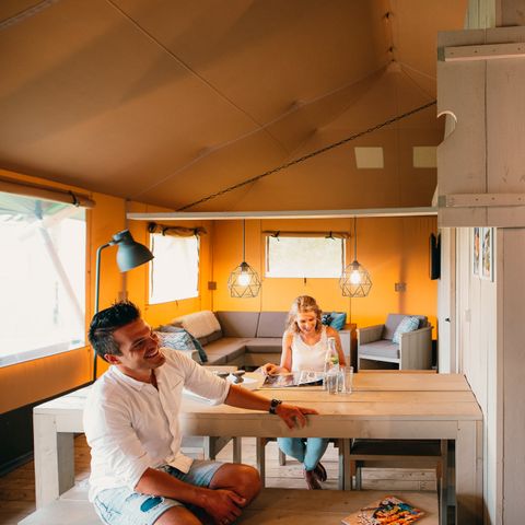 Zelt 8 Personen - Safari-Haus